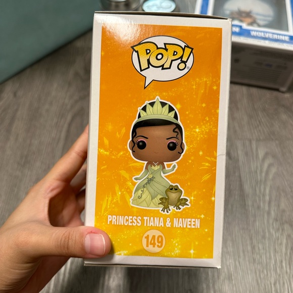 Disney Princess Tiana and Naveen Funko Pop - Picture 3 of 4